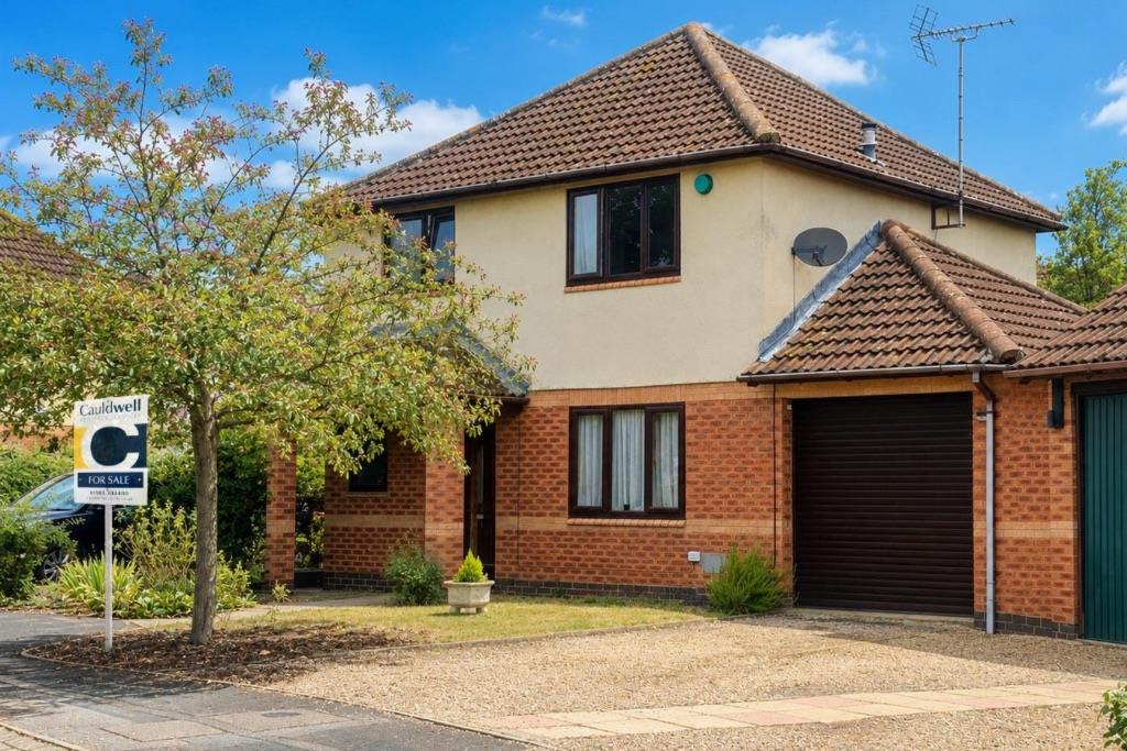 3 bed property in Hockliffe Brae, Milton Keynes